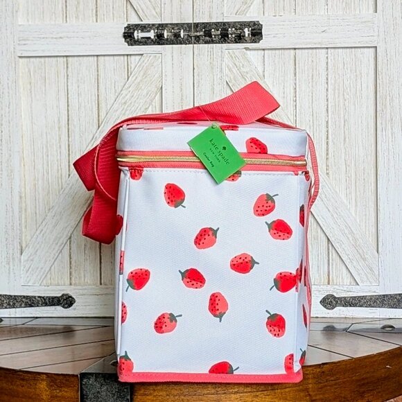 🆕 Kate Spade New York Insulated Cooler, Strawberry Pattern 🍓 - Picture 2 of 4